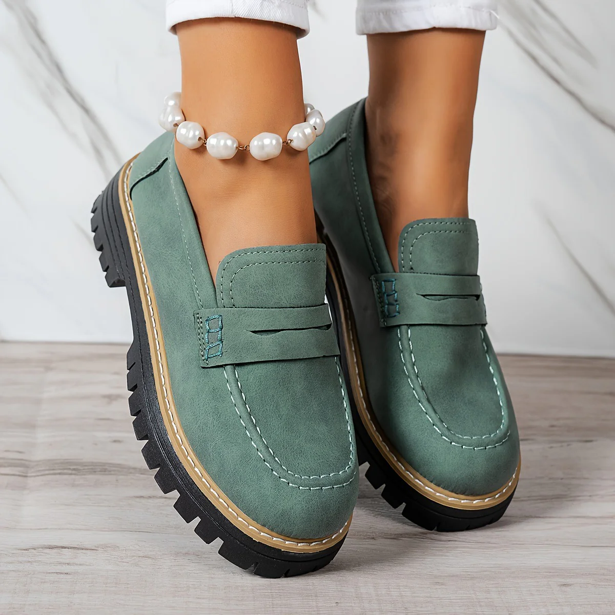 Women's Plus Size Casual Retro Suede Loafers with Chunky Heel Platform