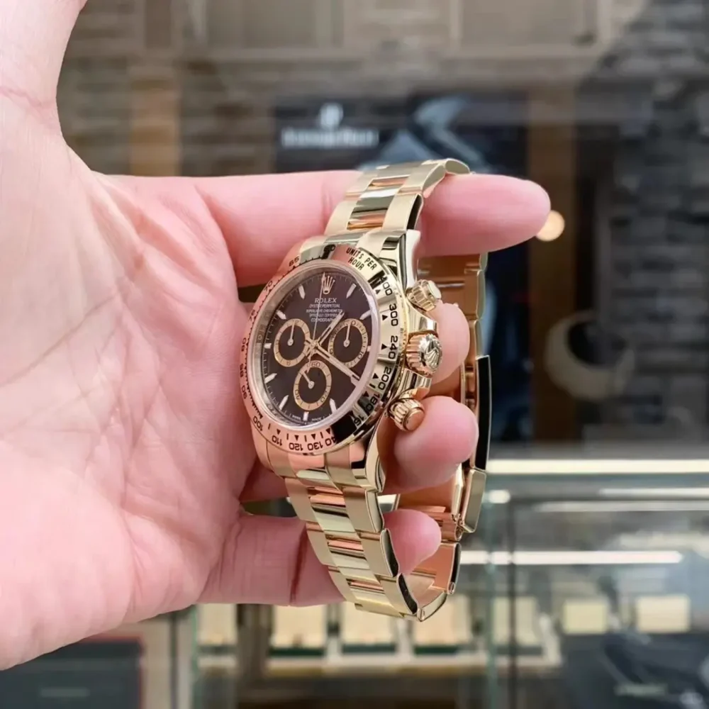 Cosmograph Daytona Yellow Gold Black Dial