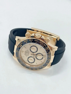 Cosmograph Daytona Yellow Gold Champagne Dial with Oysterflex Bracelet