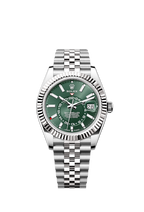 Sky-Dweller, 42mm, Oystersteel and 18k White Gold, Green, Jubilee
