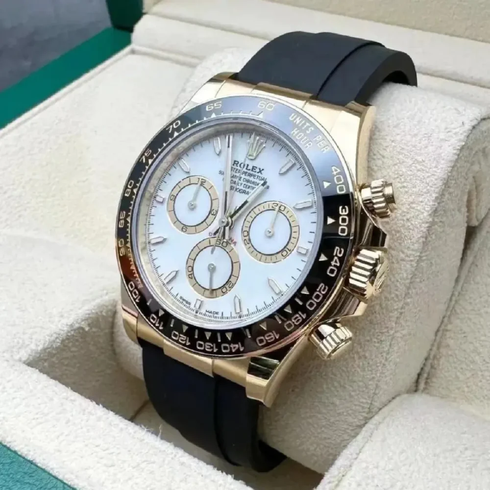 Cosmograph Daytona Yellow Gold White Dial with Oysterflex Bracelet