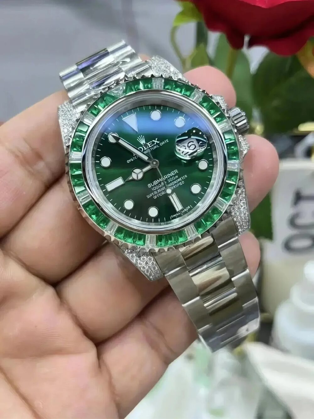 Submariner Date, 18K White Gold Diamonds Emerald