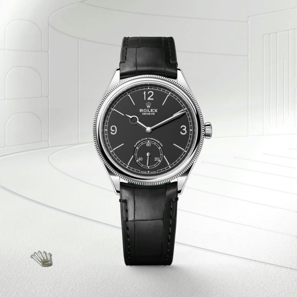 1908 39 mm, 18 kt white gold, polished finish