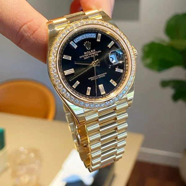 Day-Date 40 Yellow Gold Diamond Bezel – President Bracelet