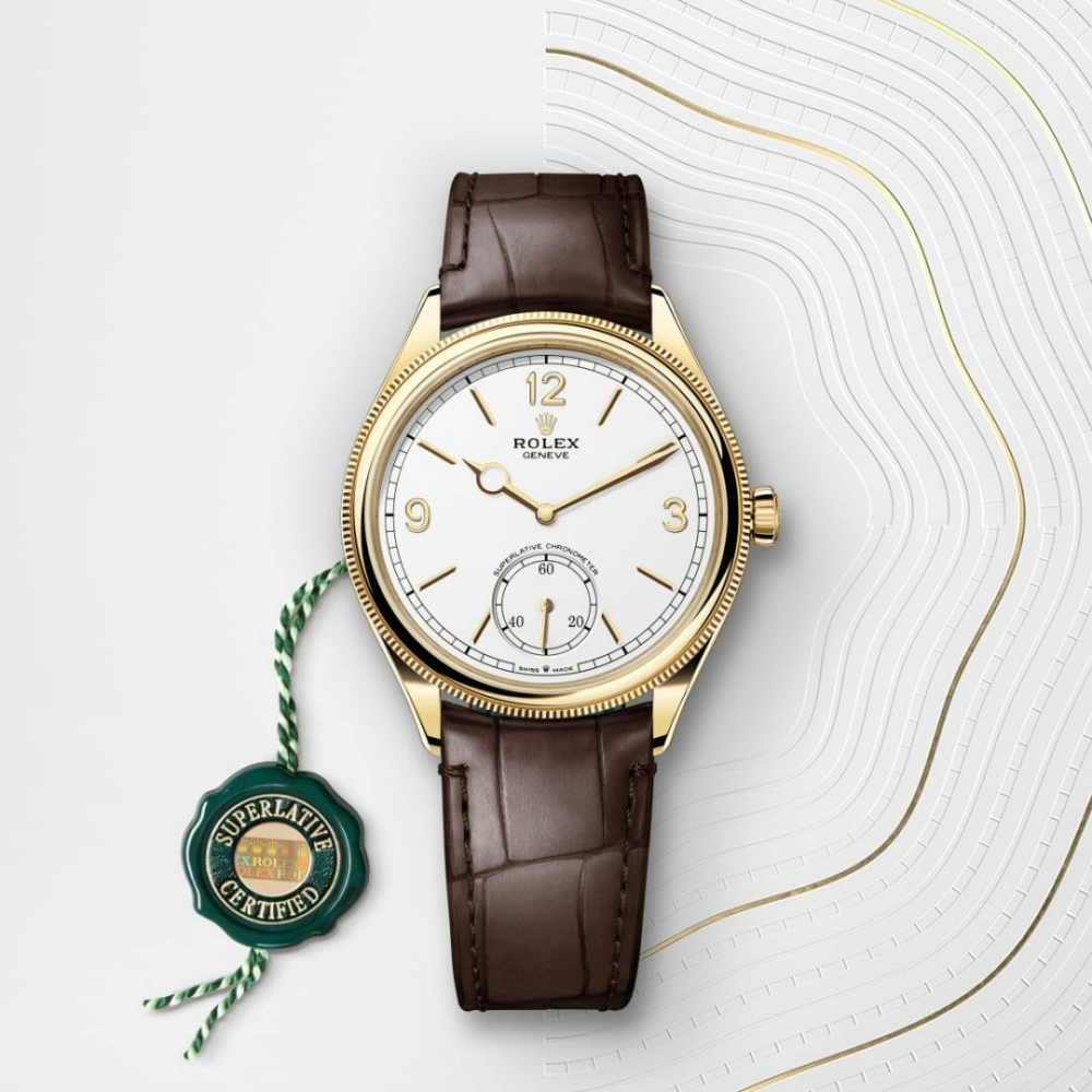 1908 39 mm, 18 kt yellow gold, polished finish
