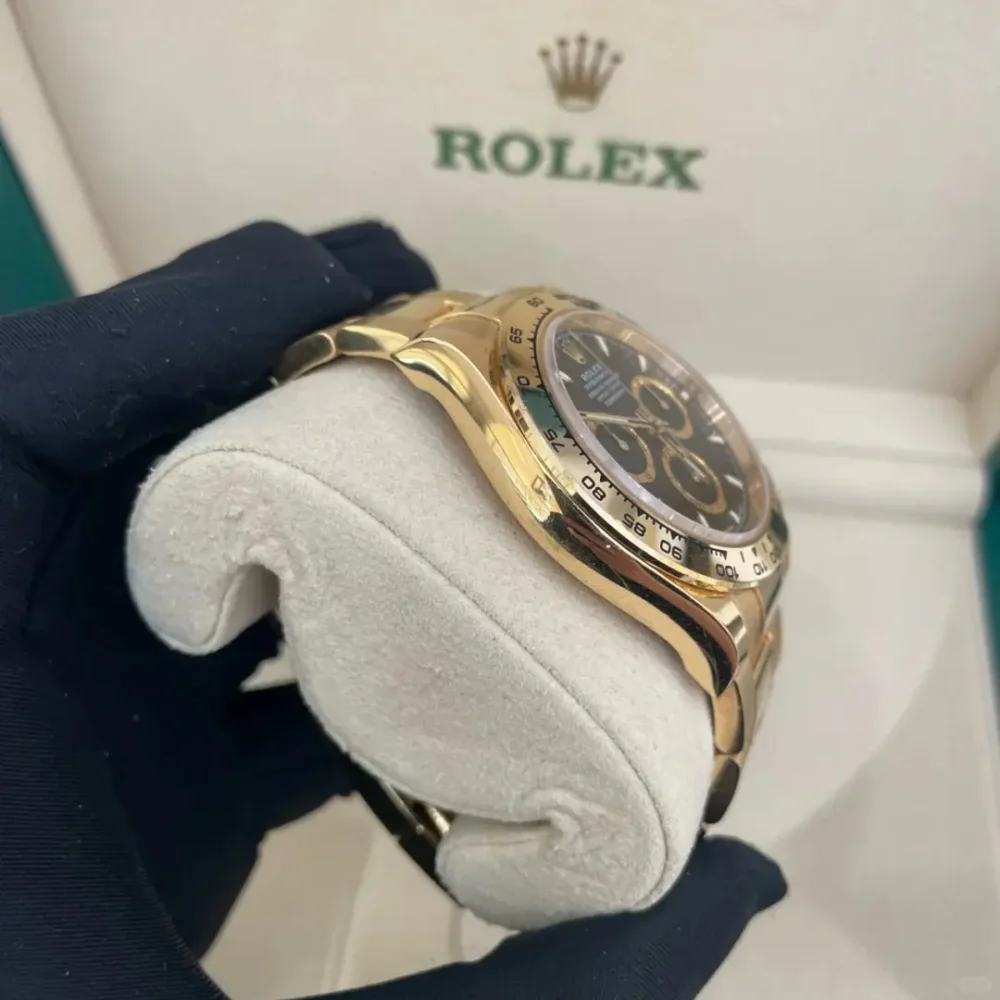 Cosmograph Daytona Yellow Gold Black Dial