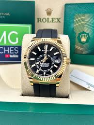 Sky-Dweller Oysterflex, 18K Yellow Gold, Black Index Dial 42 mm