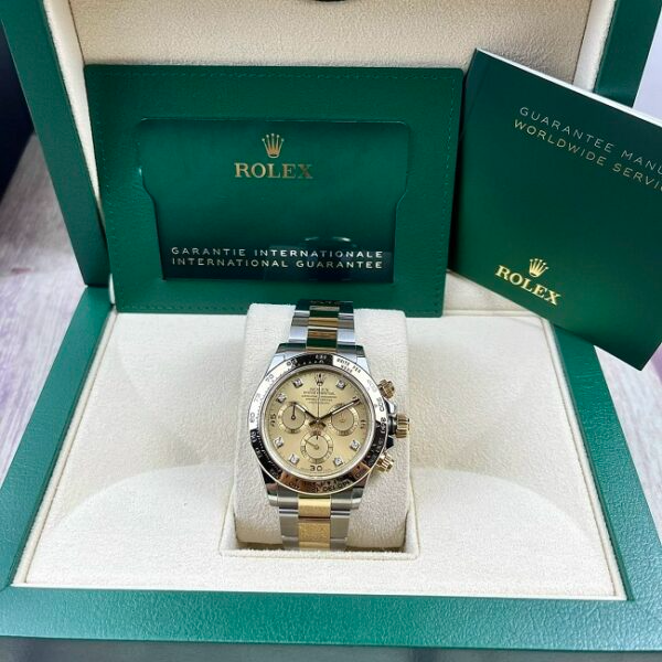 Cosmograph Daytona Champagne Dial