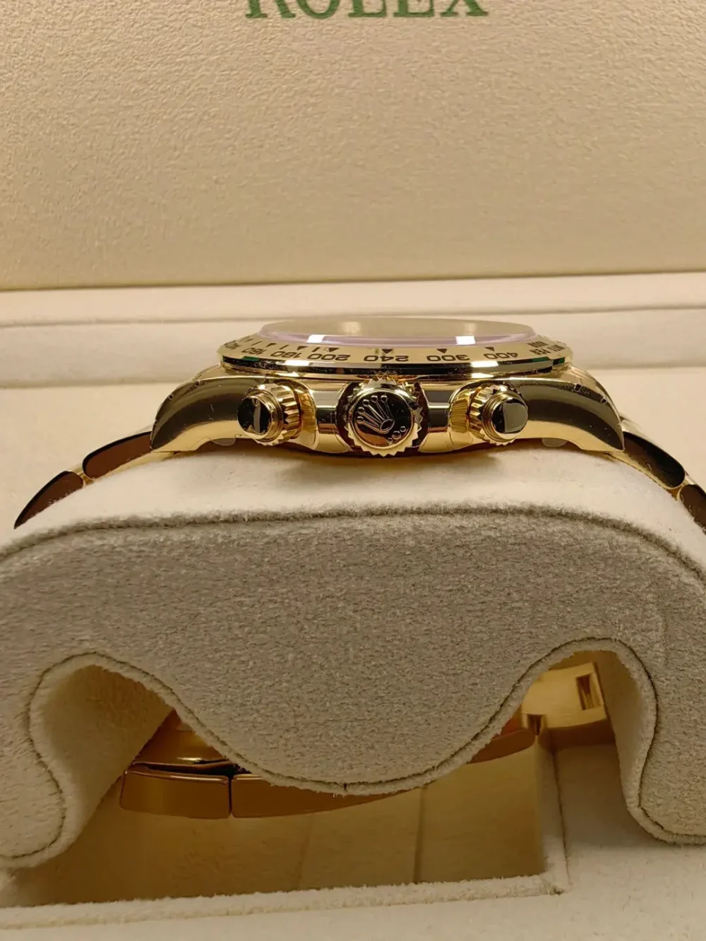 Cosmograph Daytona Yellow Gold Paul Newman Dial