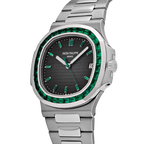 Nautilus 40mm 5711/113P-001 Platinum Charcoal Gray Dial Emerald Bezel