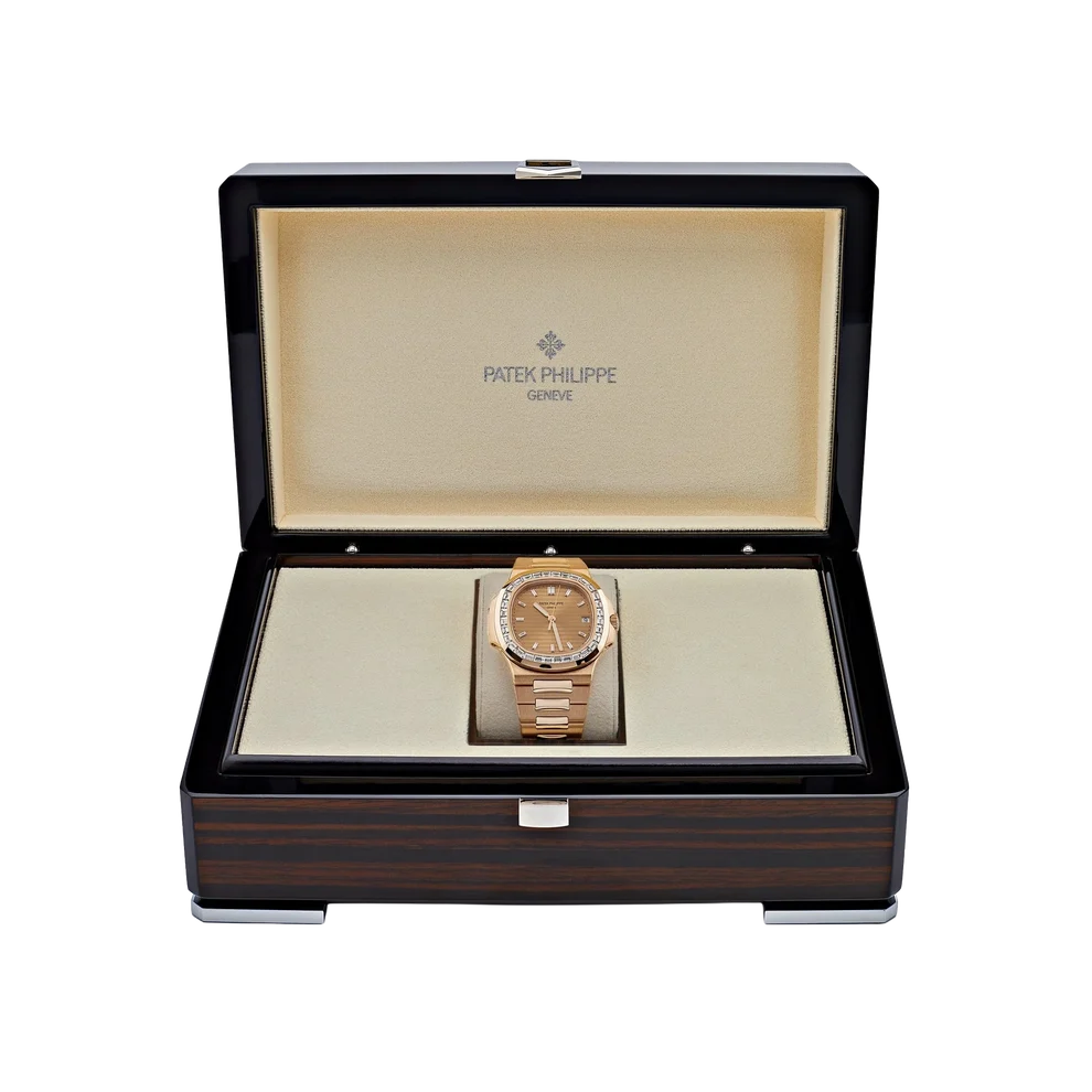 Nautilus 40mm 5723/1R-001 Rose Gold Rose-Gilt Dial Baguette Diamond Bezel